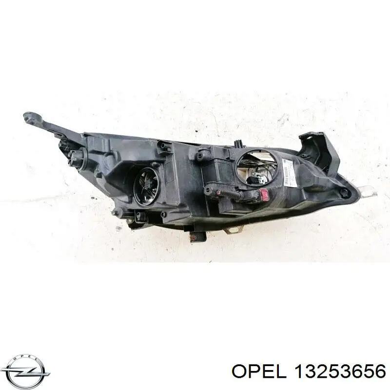 Купить 13253656 Opel Фара левая передняя