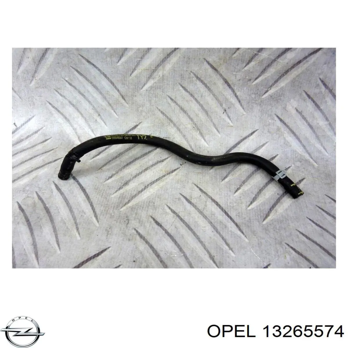 Нижний шлаг радиатора охлаждения 13265574 Opel