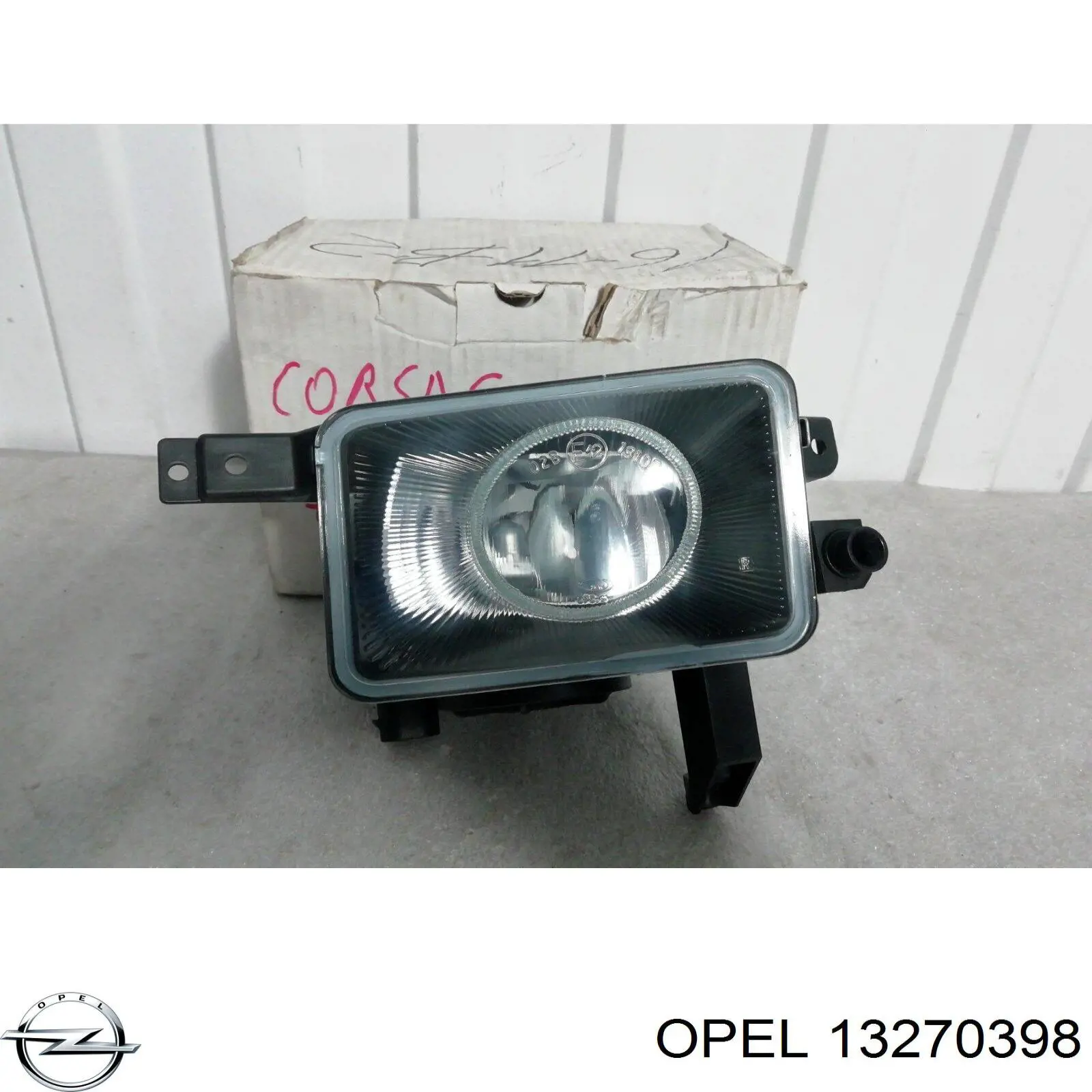 Купить 13270398 Opel Туманка правая