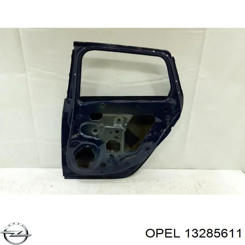 Задняя правая дверь Opel 13285611