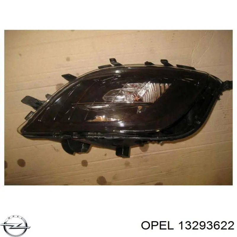 Фара противотуманная левая Opel 13293622
