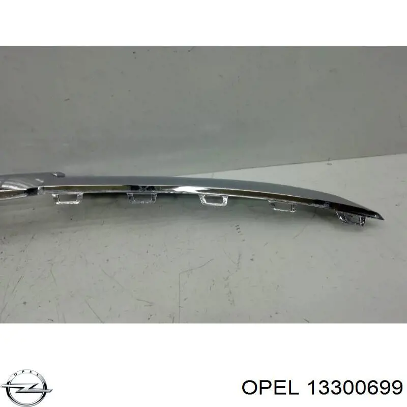 Молдинг решетки радиатора Opel 13300699 цена, от  USD