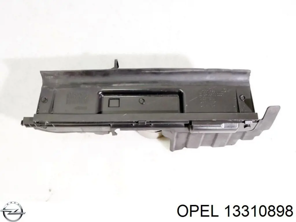 Левый дефлектор радиатора 13310898 Opel