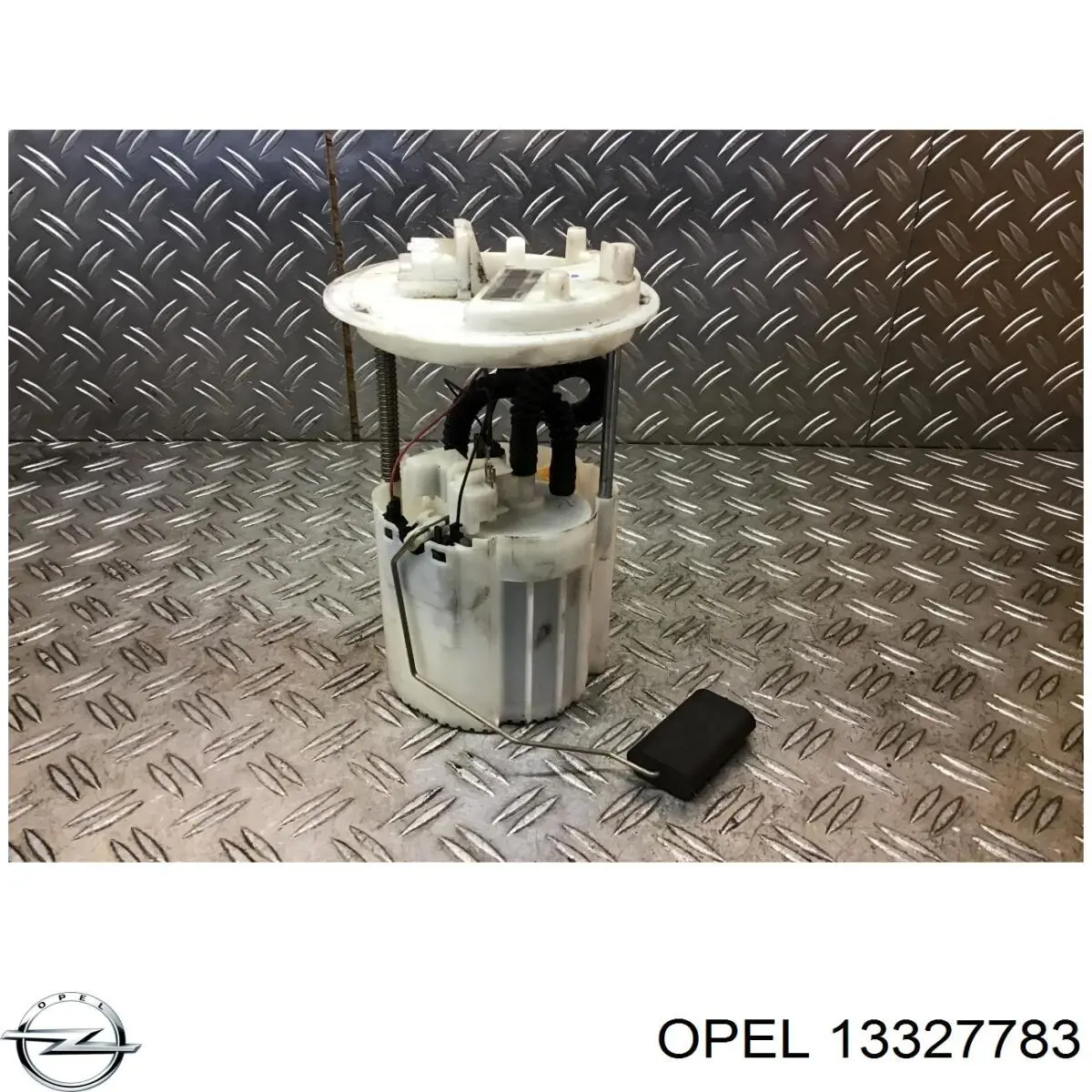 Топливный насос Opel 0815191