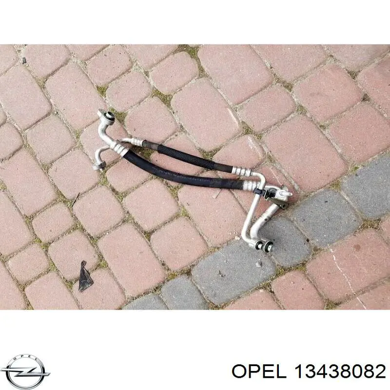 Шланг кондиционера, от радиатора к испарителю 13438082 Opel