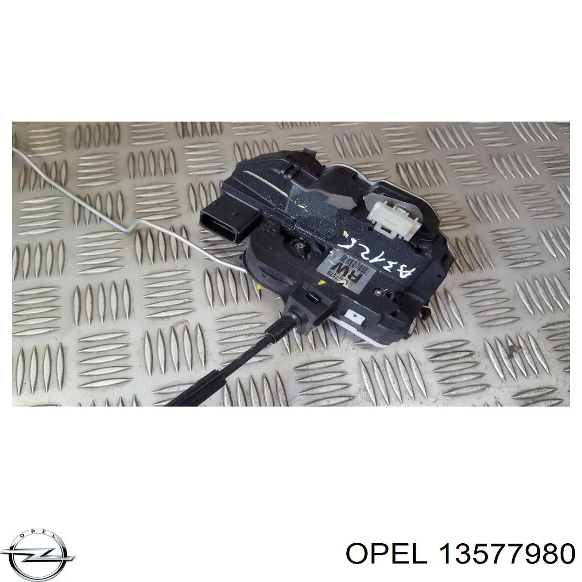 13577980 Opel fecho da porta dianteira direita