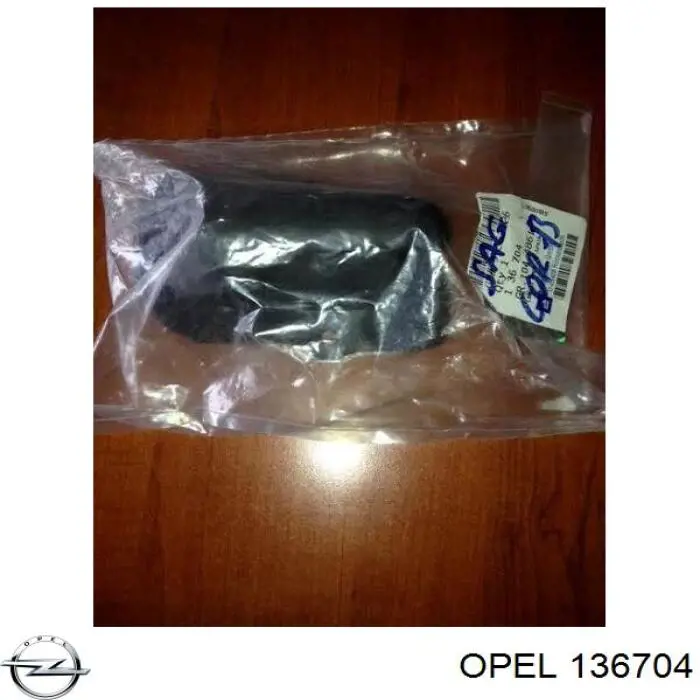 136704 Opel 