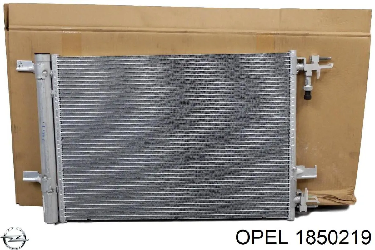 1850219 Opel радиатор кондиционера