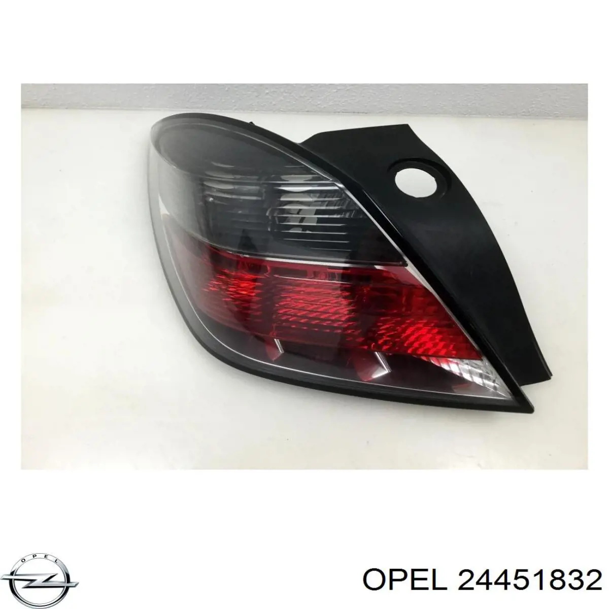 24451832 Opel фонарь задний левый