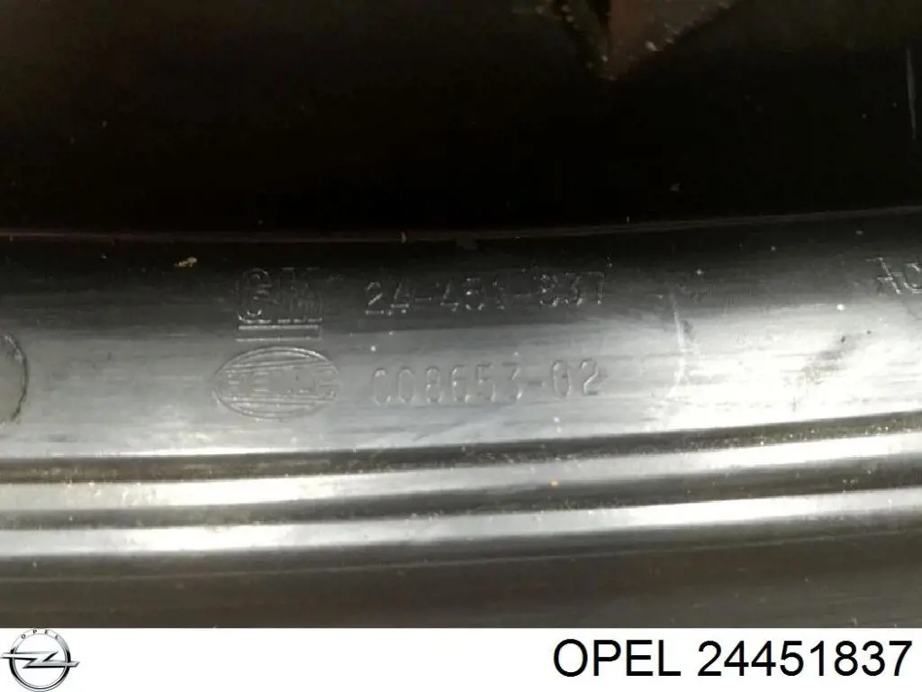 Фонарь задний правый Opel 24451837 цена, от 44.09 USD