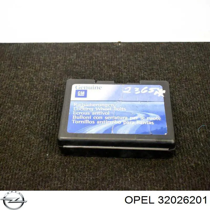 Купить 32026201 Opel Болты на колеса