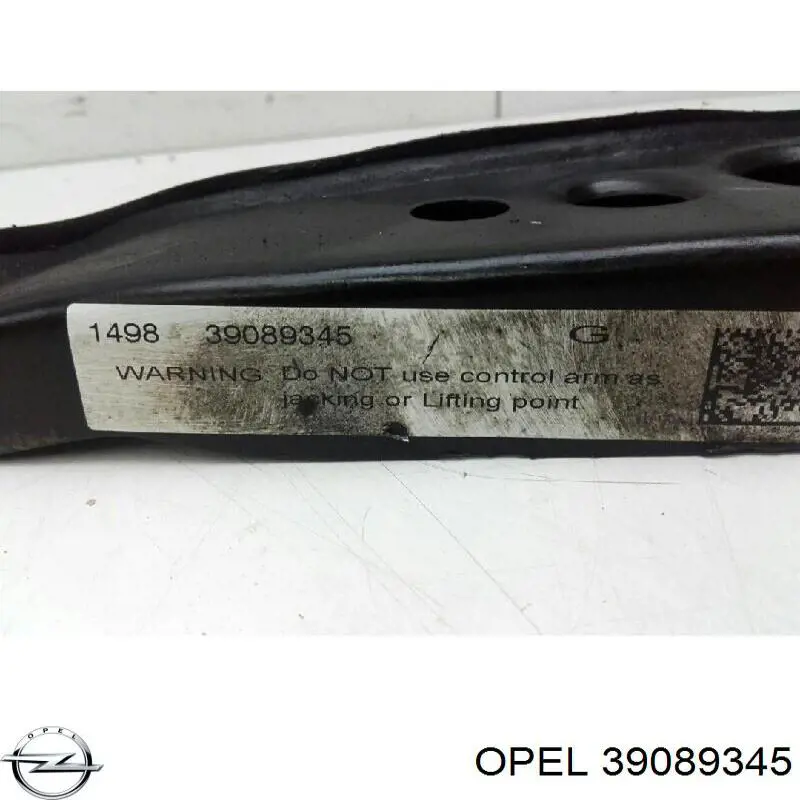 Правый рычаг передней нижней подвески Opel 39089345 цена, от 124.60 USD