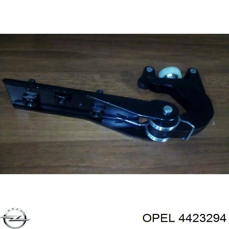 Ролик двери боковой/сдвижной, правый центральный Opel 4423294 цена, от 24.85 USD