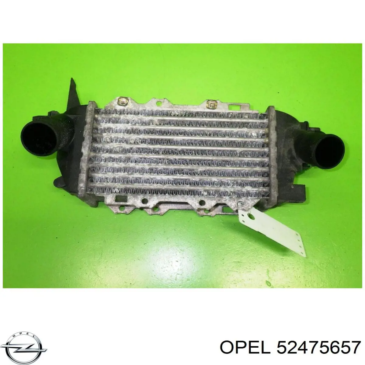 Радиатор интеркуллера Opel 52475657