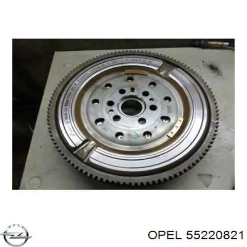55220821 Opel Демпферный маховик
