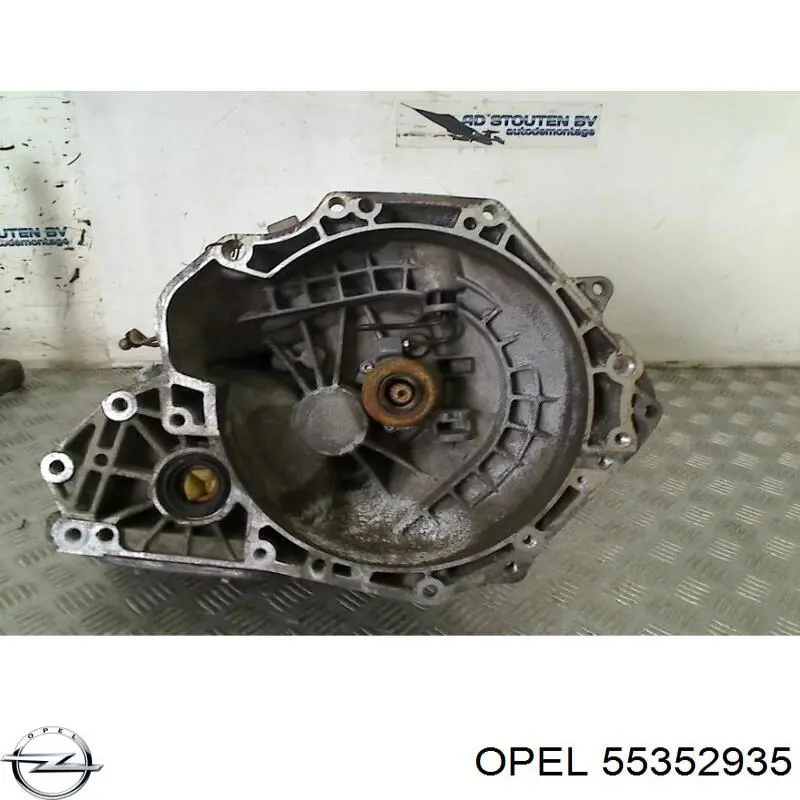 55352935 Opel КПП в сборе