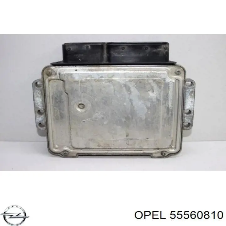 Блок управления двигателем 55560810 Opel
