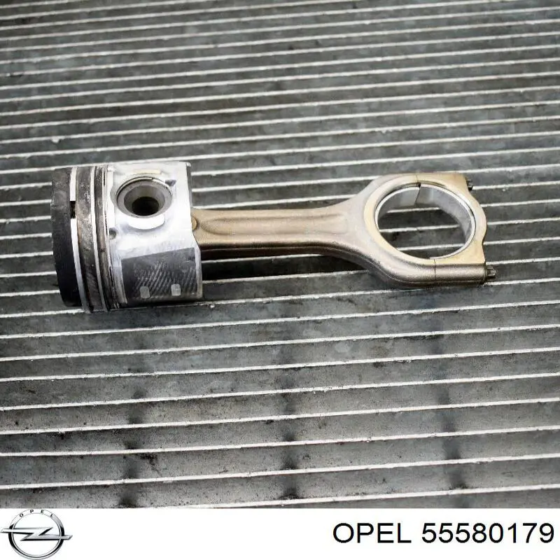 Поршень на 1 цилиндр 55580179 Opel