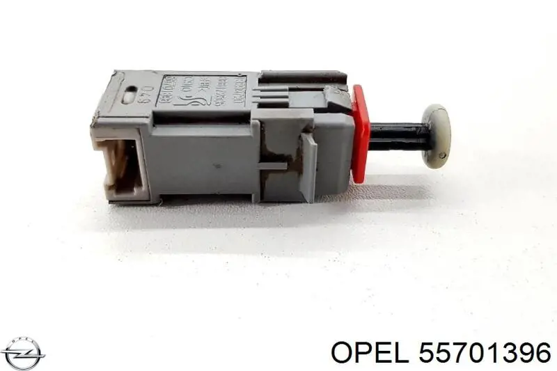 Датчик включения сцепления Opel 55701396