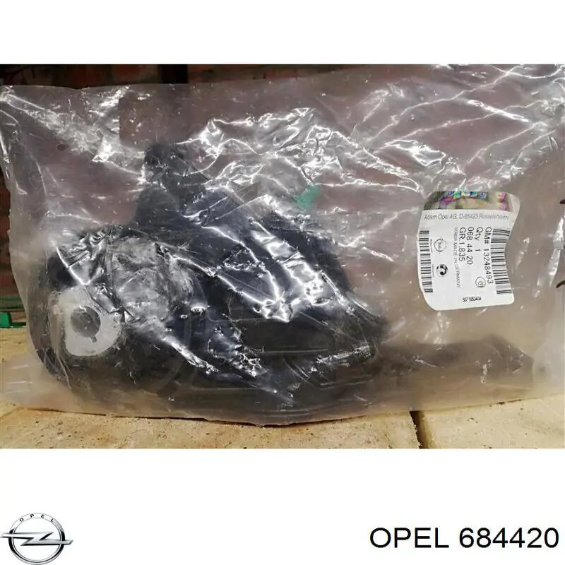 684420 Opel 