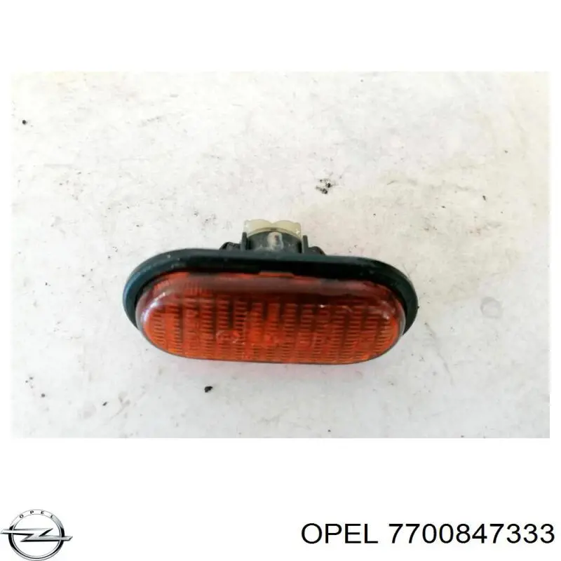 Повторитель поворота 7700847333 Opel