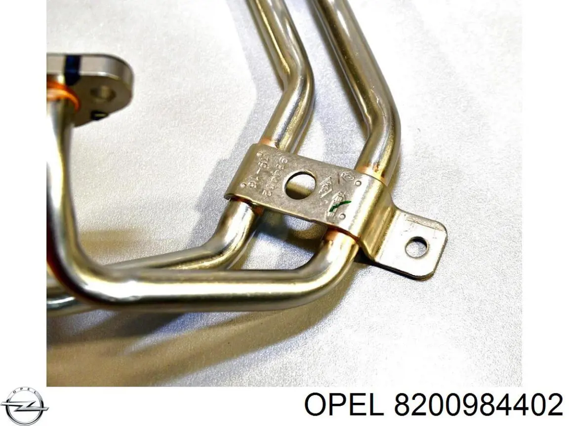 8200984402 General Motors Шланг (патрубок) жидкостного охлаждения турбины, подача