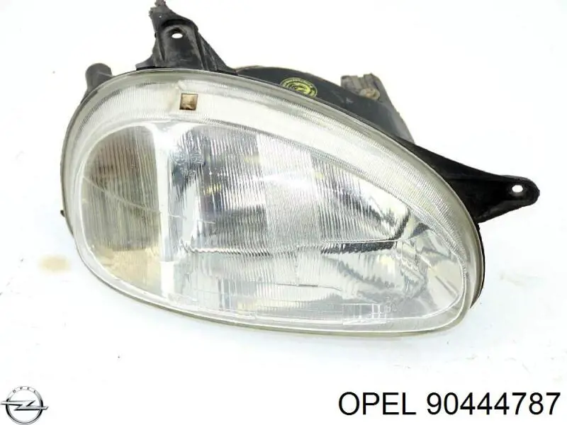 Фара правая 90444787 Opel