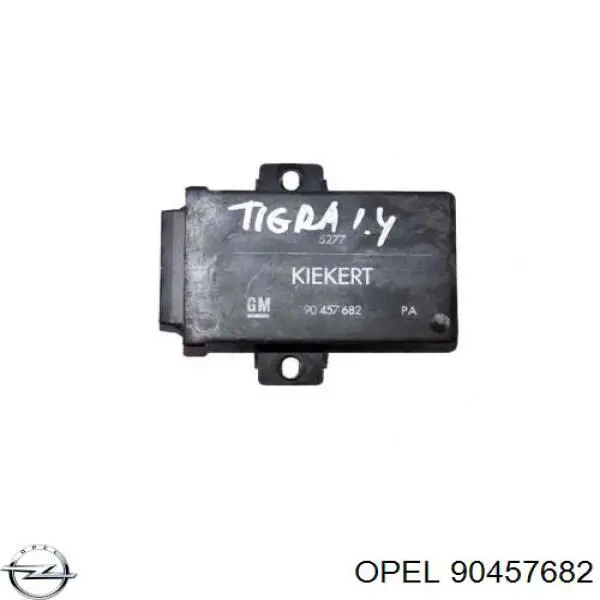 90457682 General Motors Блок управления центральным замком