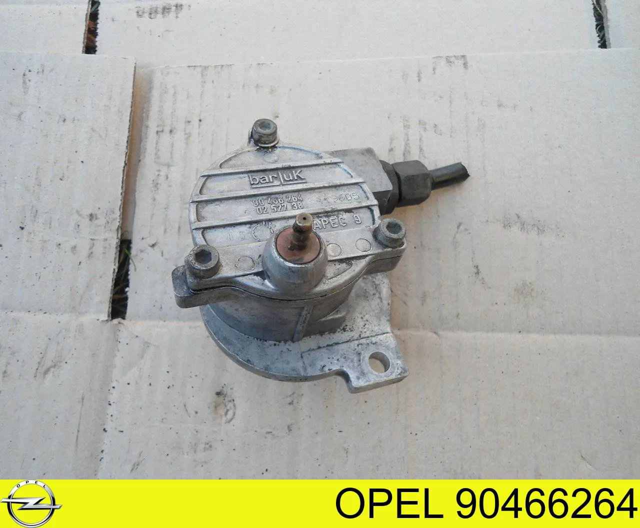 Вакуумный насос 90466264 Opel