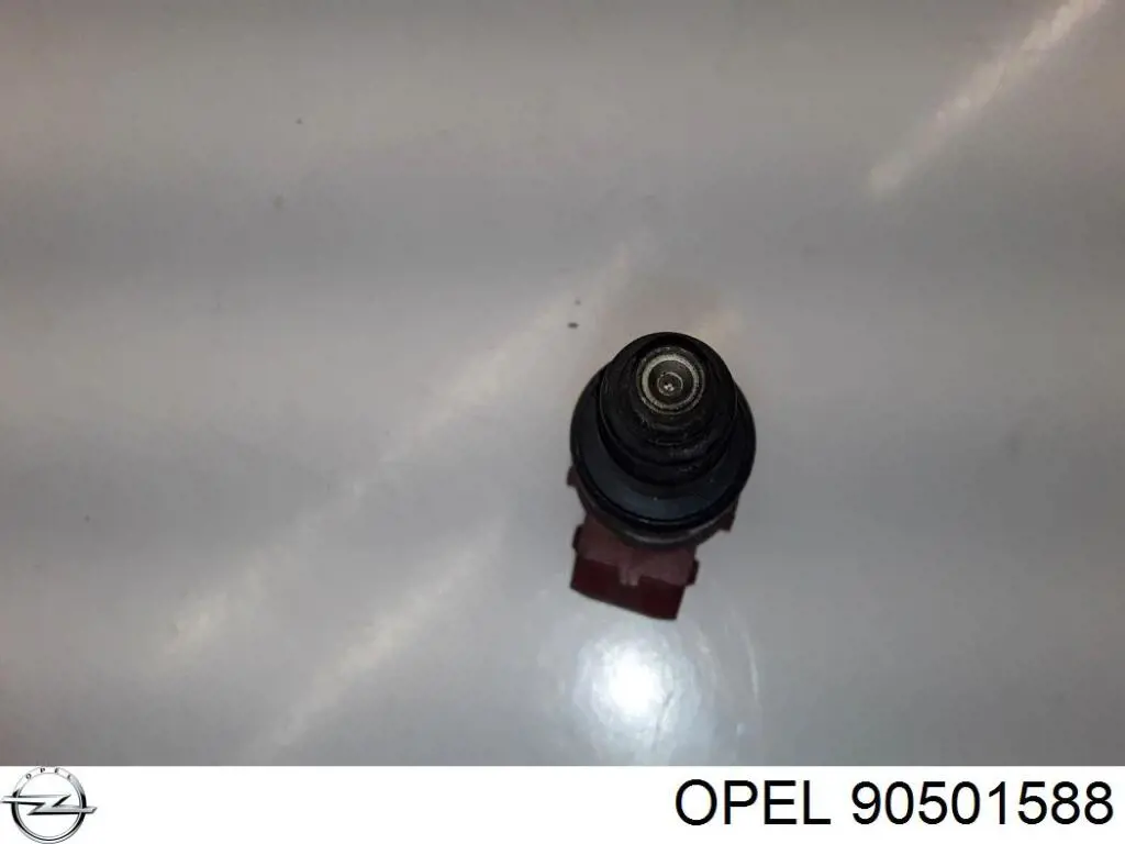 Топливные форсунки 90501588 Opel