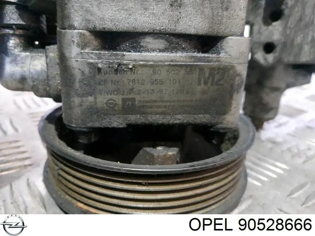 Насос гидравлики Opel 90528666 цена, от 13.94 USD