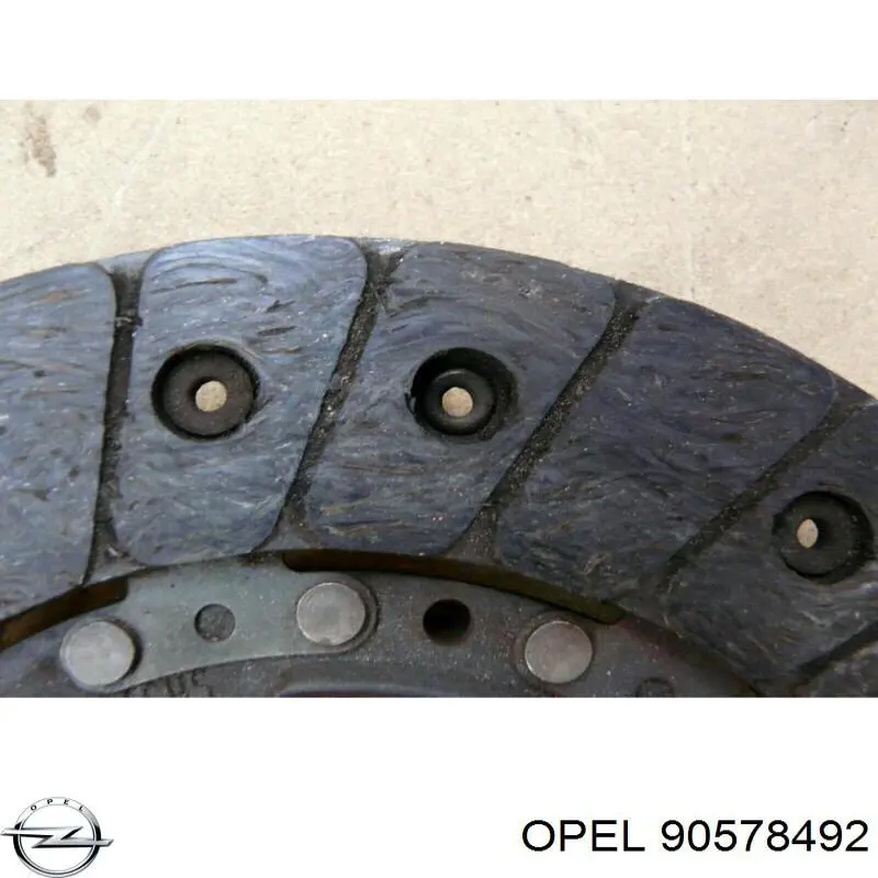 Диск сцепления 90578492 Opel