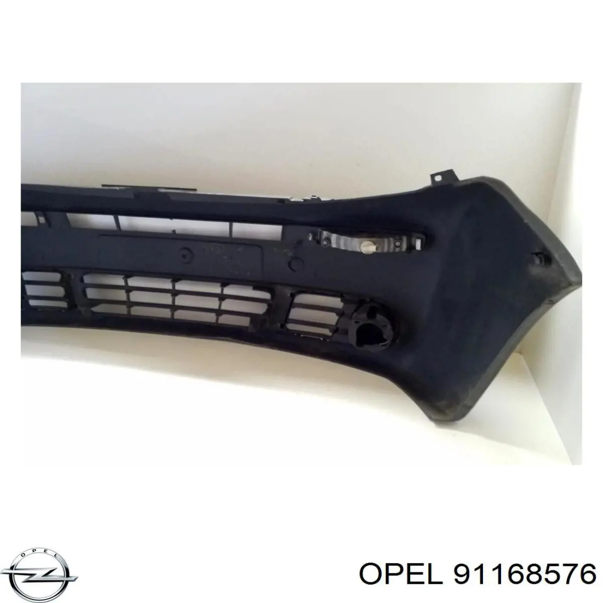 91168576 Opel Бампер передний в сборе