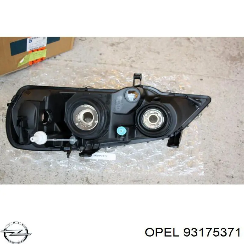 Правая блок фара Opel 93175371 цена, от 159.21 USD