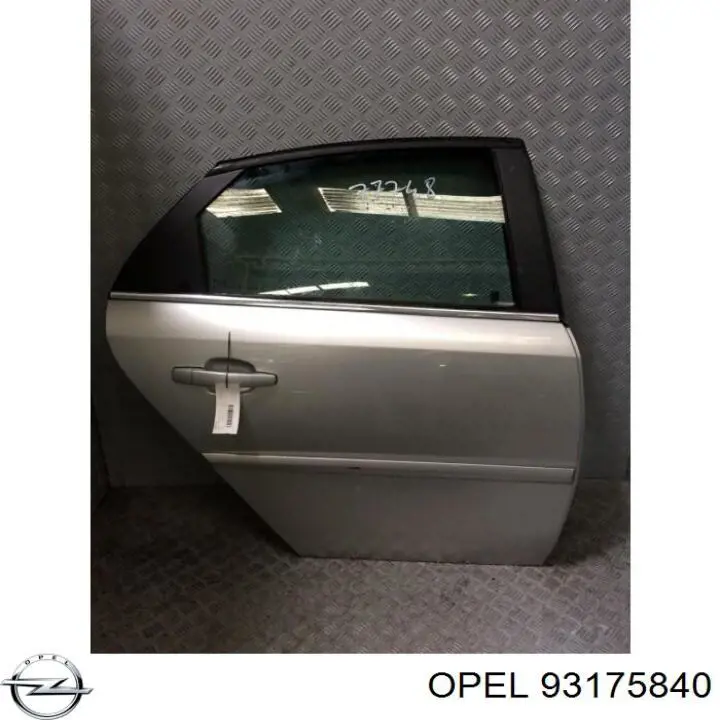 0124608 Opel дверь задняя правая