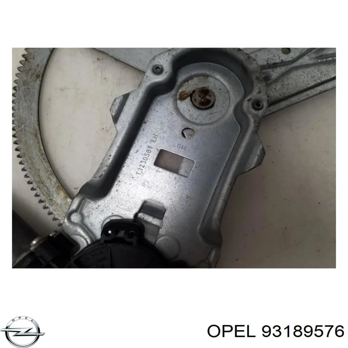 Мотор стеклоподъемника водительской двери Opel 6207159 цена, от 38.01 USD