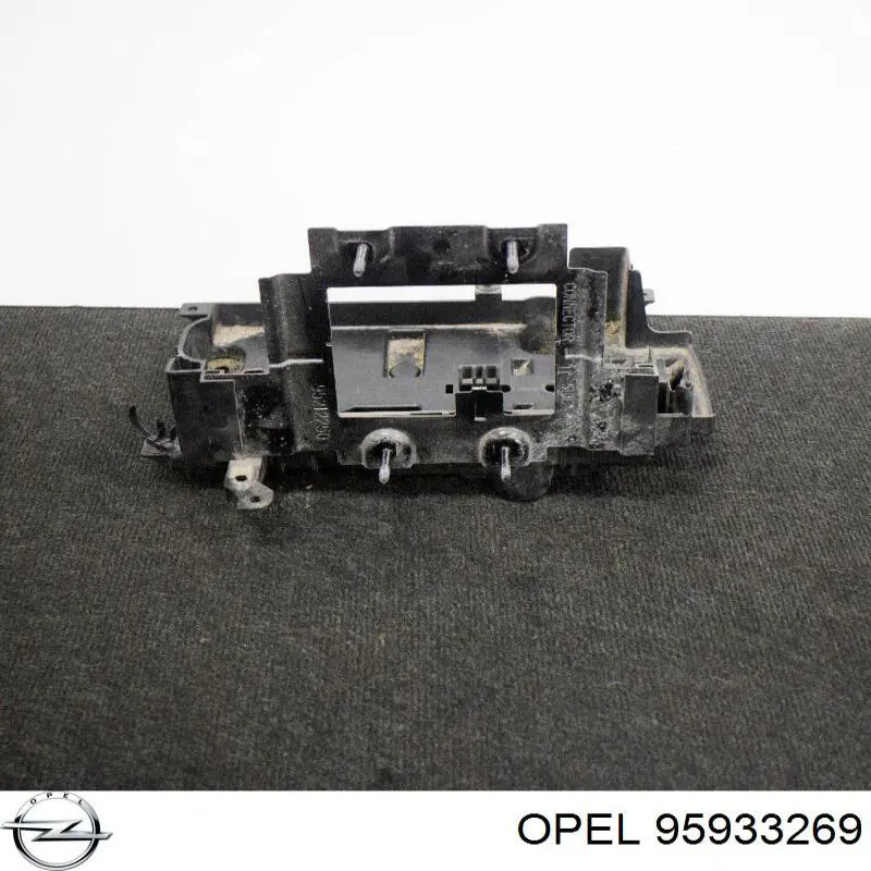 95933269 Opel поддон аккумулятора (акб)