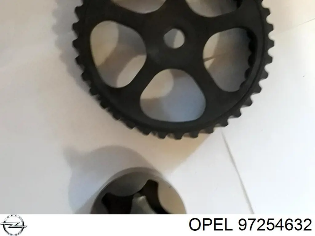 97254632 Opel шестерня привода масляного насоса
