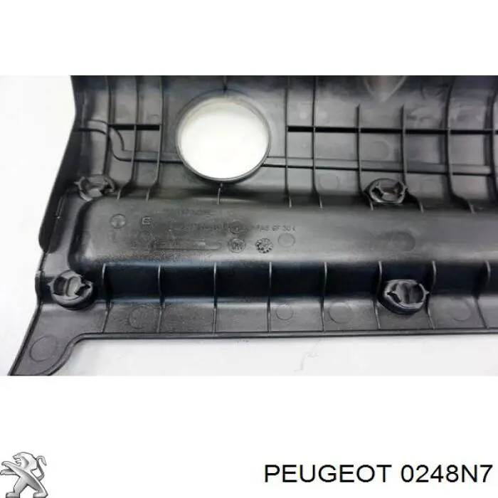 Крышка мотора декоративная на Peugeot 307 CC 