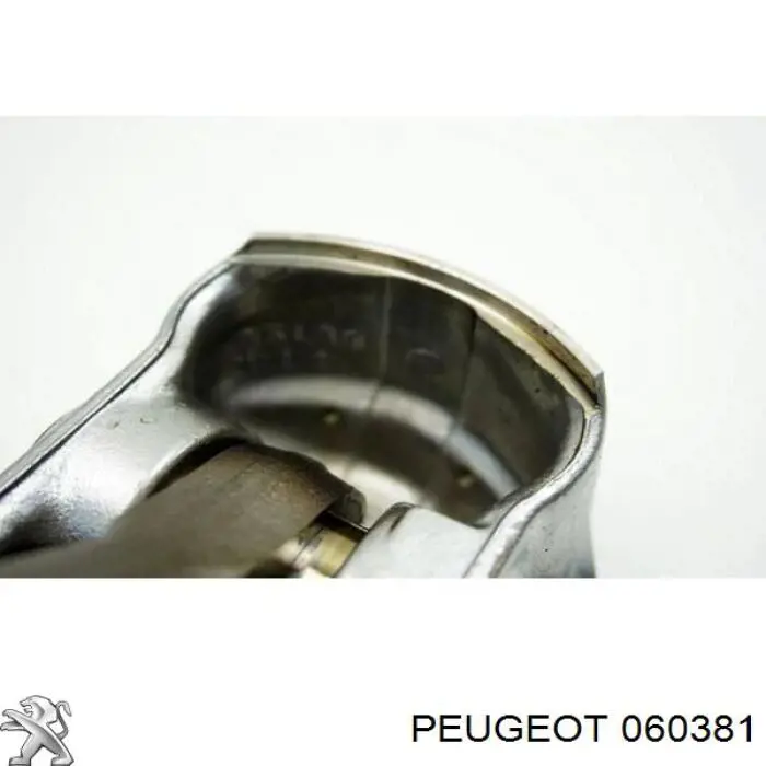Шатун поршня двигателя на Peugeot 406 8C