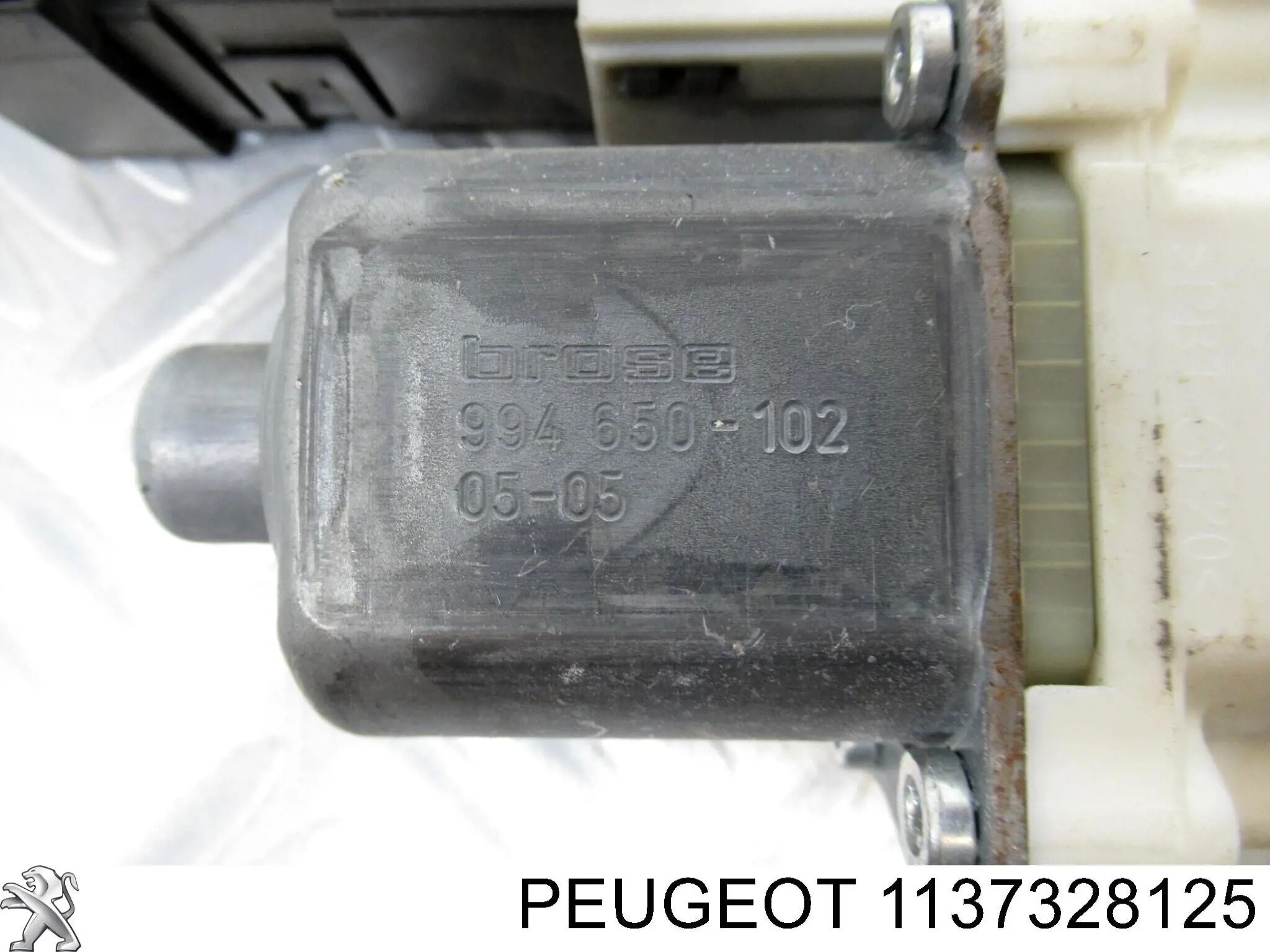 Купить 1137328125 Peugeot/Citroen Мотор стеклоподъемника двери передней левой