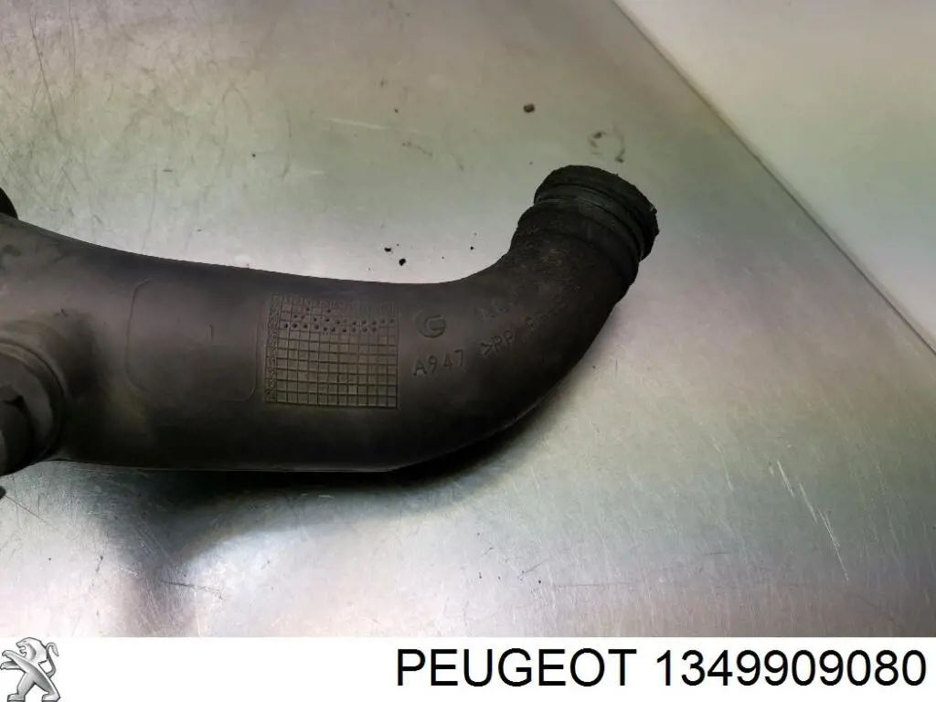 Патрубок воздушный, выход воздушного фильтра Peugeot/Citroen 1349909080 цена, от 33.75 USD