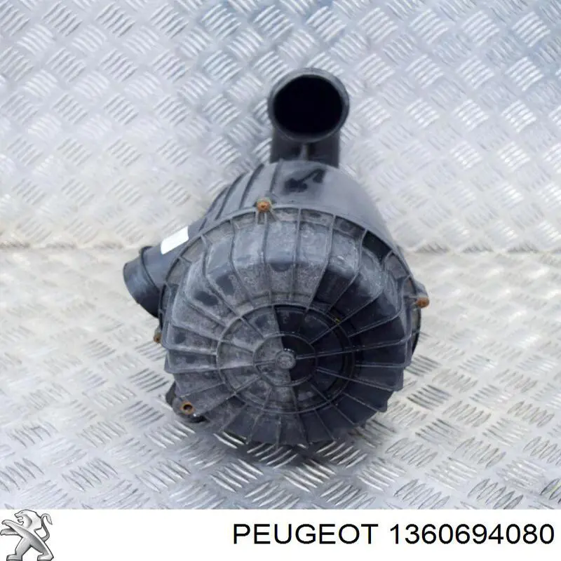 Корпус воздушного фильтра 1360694080 Peugeot/Citroen