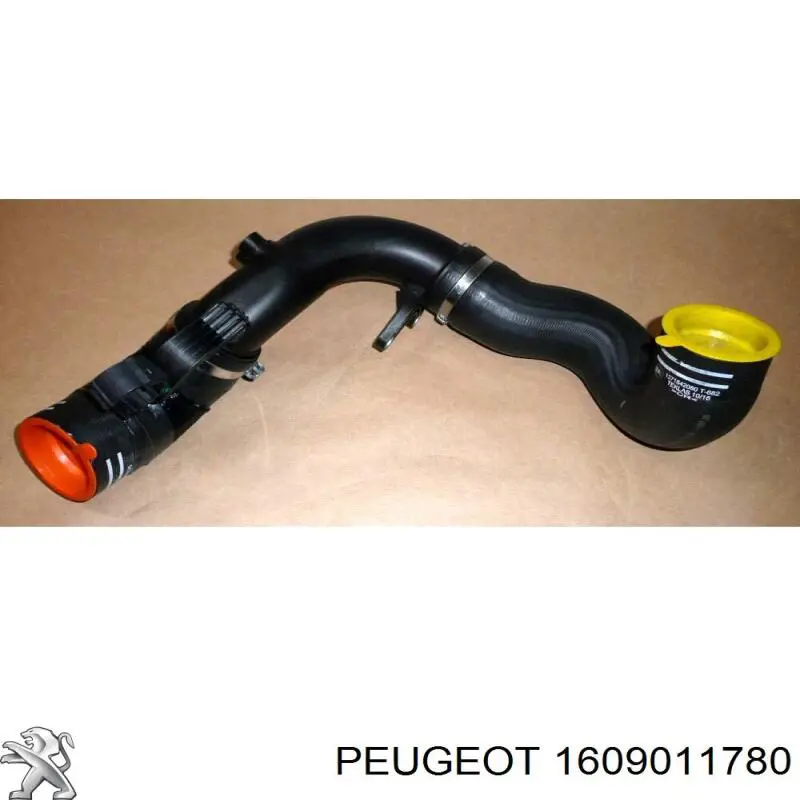 Tubo flexible de aire de sobrealimentación derecho 1609011780 Peugeot/Citroen