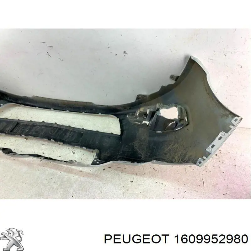  Pára-choque dianteiro Citroen C4 RUSSIA sedan (B73) (2013 - 2026) RUSSIA