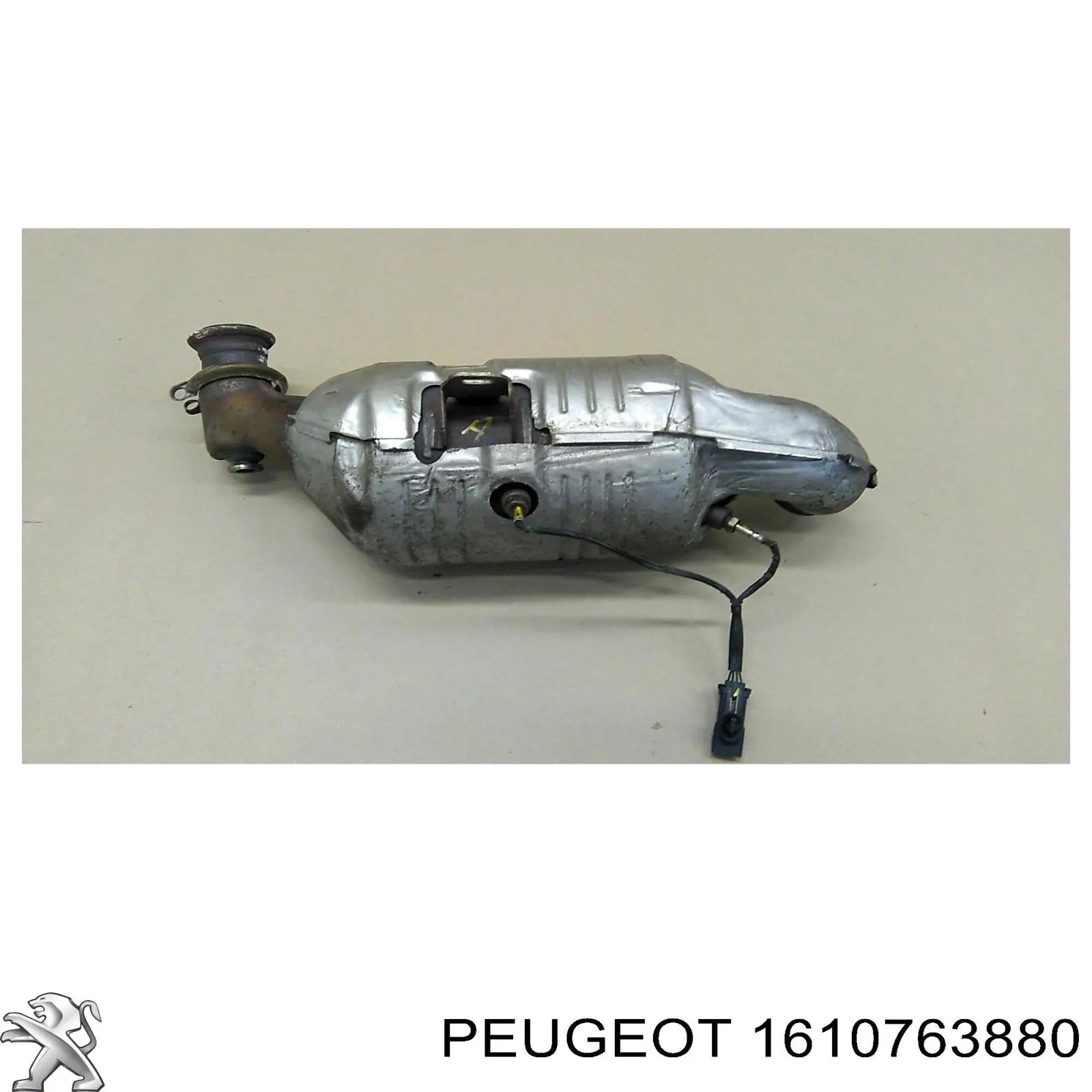 Купить FP5431991 FPS Накладка (рамка) решетки радиатора