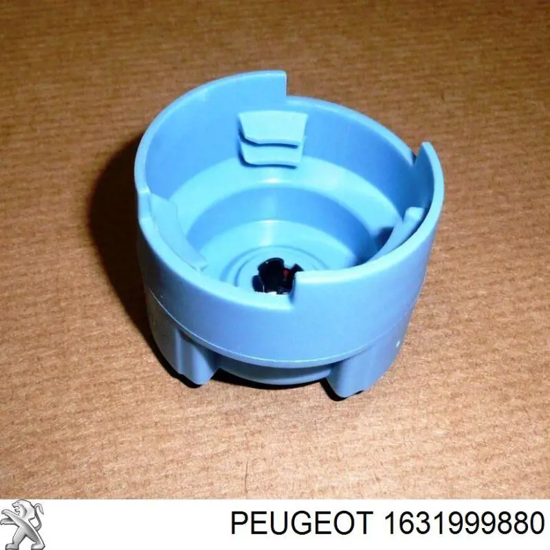 Купить 1631999880 Peugeot/Citroen Крышка заливной горловины бака AD BLUE