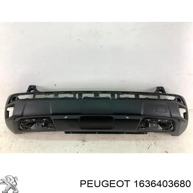 Задний бампер 1636403680 Peugeot/Citroen