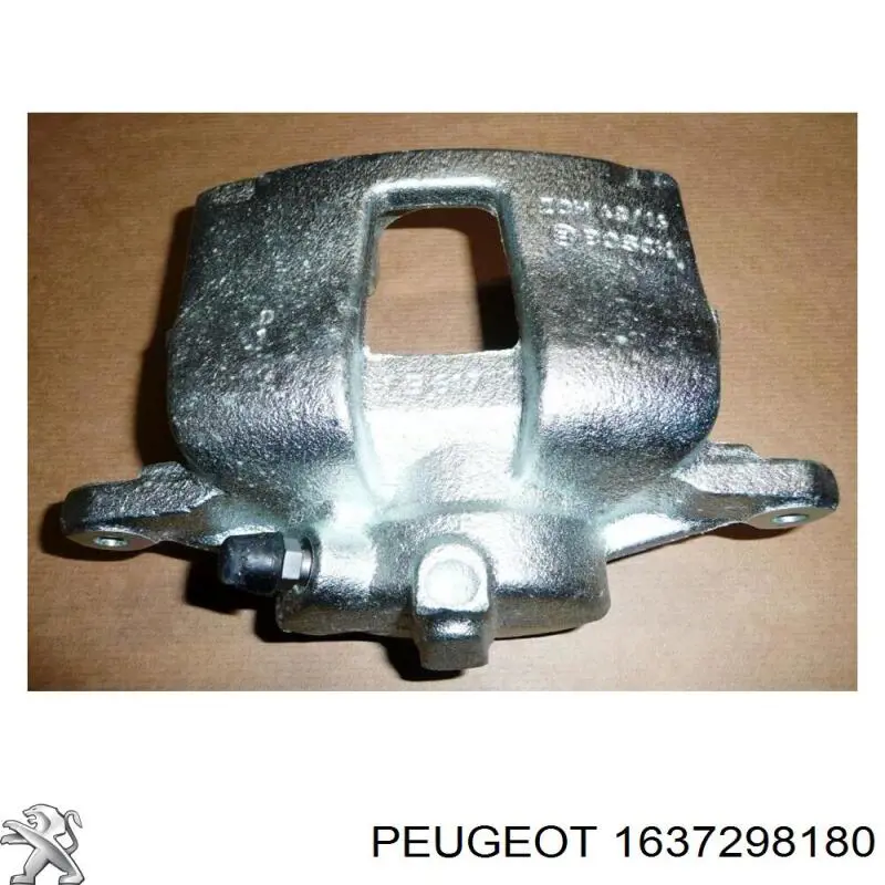 Купить 1637298180 Peugeot/Citroen Молдинг двери передней правой нижний