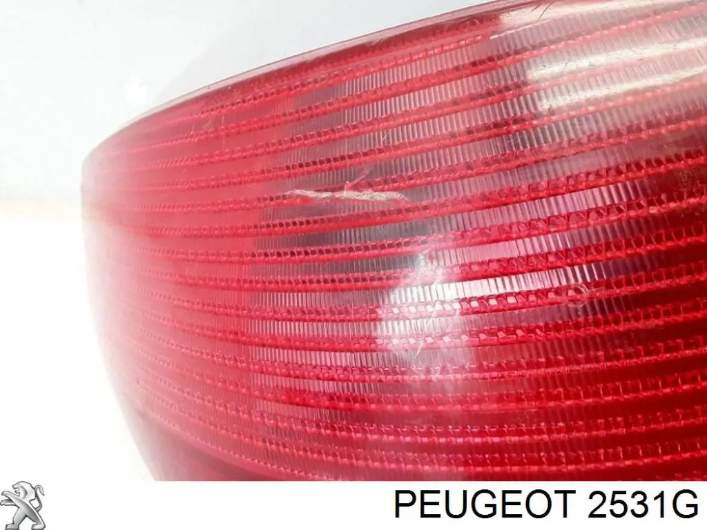 Фонарь задний левый 2531G Peugeot/Citroen